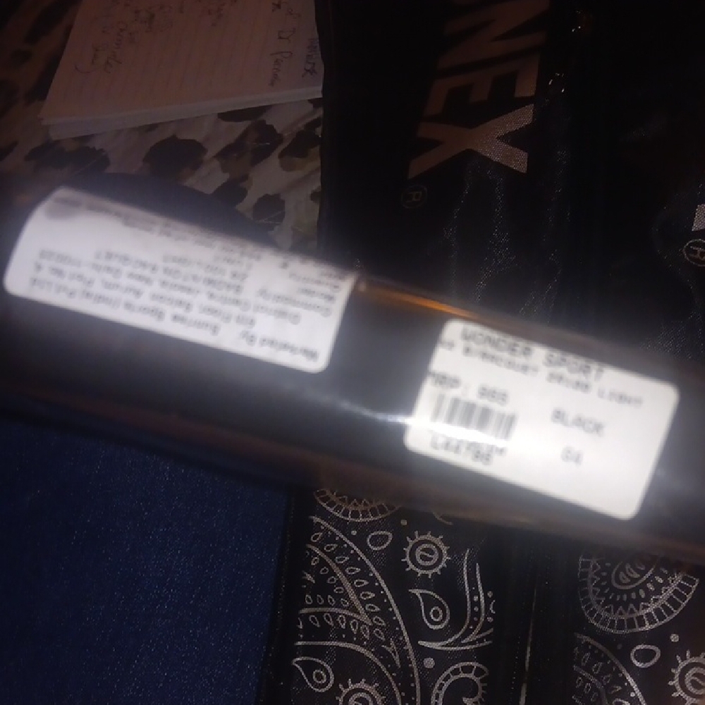 Yonex Badminton Racket with Case - Picture 3 of 6